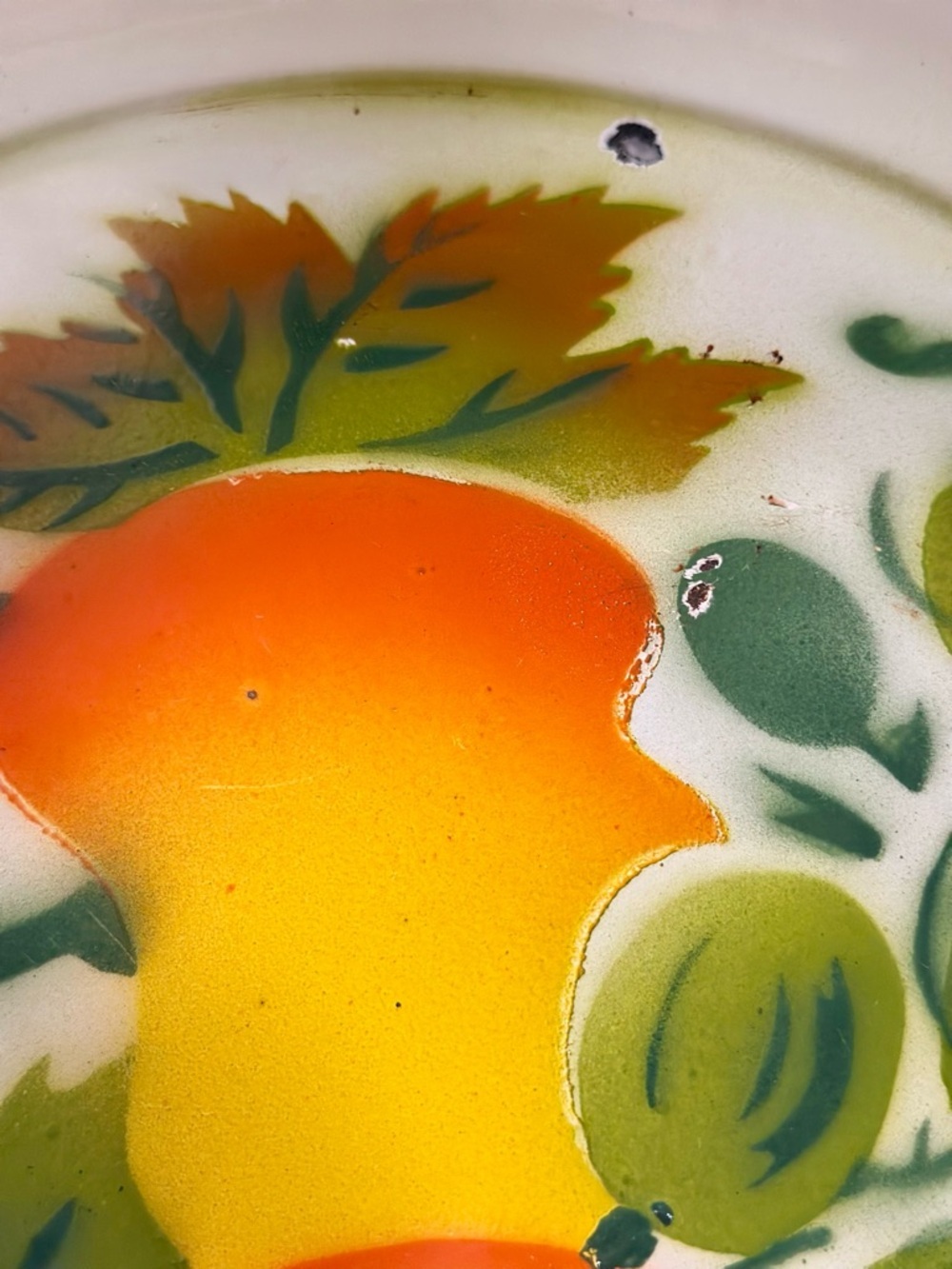 Vintage Fruit Enamelware 14” Tray with Orange and Green Center Motif - Picture 2 of 9